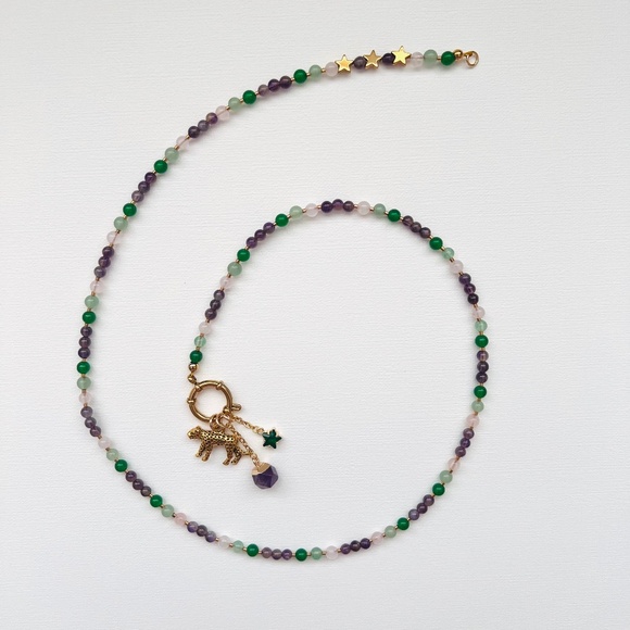Blush pink purple and green beads charm necklace with 3 charms - Picture 1 of 5